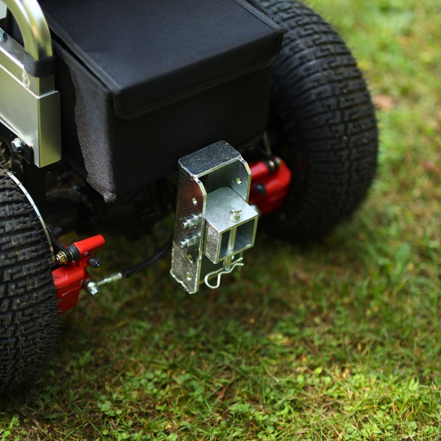 Tugger Tow Scooter - 48V 4Ah Battery, 2600 lb Towing Capacity